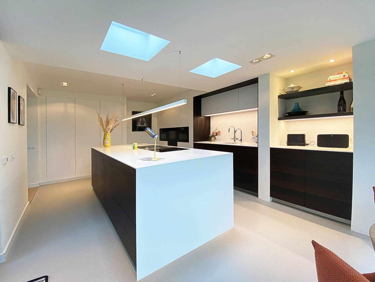 Zijdemat witte woonkeuken-Keukenarchitectuur Midden Brabant-Keuken-Verbouwing zijdemat witte woonkeuken-OBLY