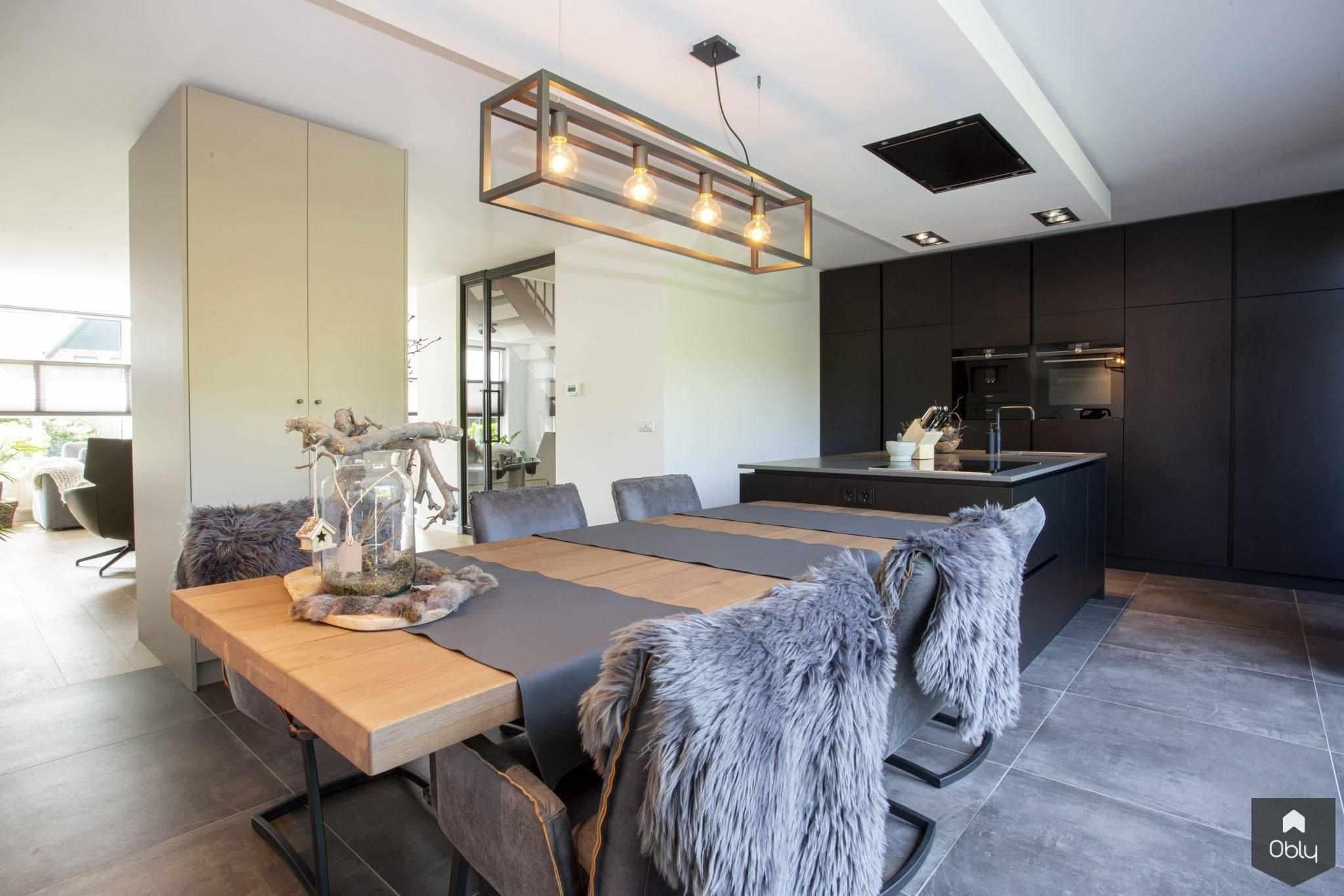 Zwarte keuken met tuindeuren-Verswijver Interieurconcepten-alle,Eetkamer-OBLY