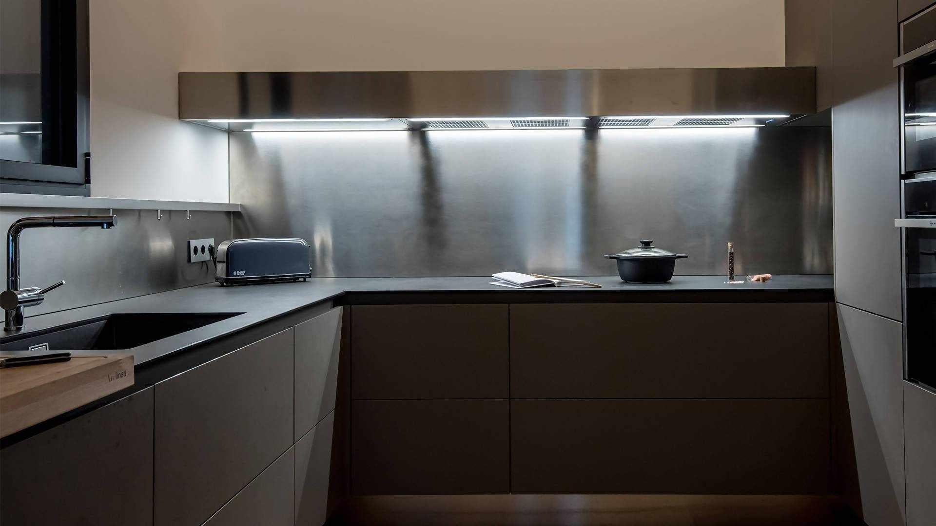 keuken werkblad met onzichtbare inductie-TPB Tech-keuken-Keuken werkblad met onzichtbare inductie-OBLY