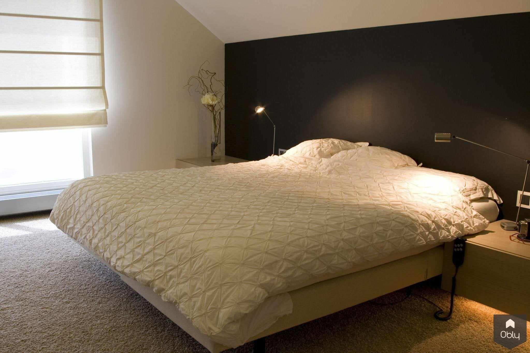 nieuwe indeling slaapverdieping-Doret Schulkes Interieurarchitect-alle,interieur renovatie,lichte slaapkamer,luxe badkamer ensuite,maatwerk inloopkast,maatwerk tv-wand,moderne slaapverdieping,Slaapkamer,slaapkamer renovatie,strakke slaapkamerindeling-OBLY