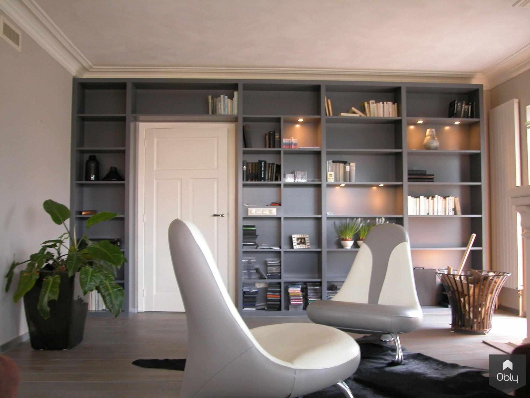 opknappen klassieke boekenkast-Doret Schulkes Interieurarchitect-alle,boekenkast renovatie,grijs gespoten kast,klassieke boekenkast,luxe woonkamerinrichting,maatwerk wandkast,moderne woonkamer,opknappen woonkamer,strakke interieurstijl,Woonkamer-OBLY