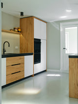 Maatwerk keuken met olijfhout en witte fronten