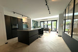 Aanbouw met ruime leefkeuken-Bureau Kemps Architecten-keuken-Uitbreiding van woning tot leefruimte voor jong gezin-OBLY