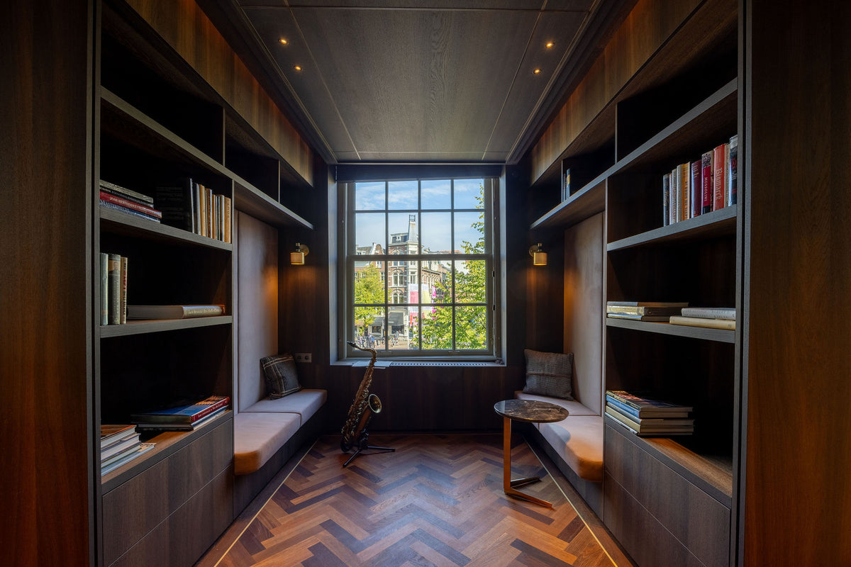 Before & After: Synergie in Renovatie: Harmonie tussen Historie en Moderniteit aan de Keizersgracht-RUIM STUDIO-design keuken,grachtenpand renovatie,historisch interieur,interieurarchitect Amsterdam,luxe renovatie,moderne woonkeuken-OBLY