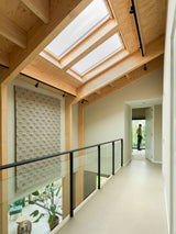 Bijzondere houten woning in de polder-Brandvries-duurzame houten woning,houten huis modern ontwerp,houten villa moderne architectuur,houten woning architectuur,keuken,moderne houten woning-Duurzame houten woning in het polderlandschap | Licht & ruimtelijk-OBLY