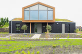 Bijzondere houten woning in de polder-Brandvries-duurzame houten woning,houten huis modern ontwerp,houten villa moderne architectuur,houten woning architectuur,keuken,moderne houten woning-Duurzame houten woning in het polderlandschap | Licht & ruimtelijk-OBLY