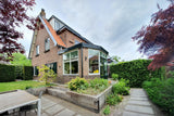 Bronzen stalen kozijnen & houten gevelbekleding-JAREN 30 ARCHITECT-interieur ontwerp,leefkeuken,moderne aanbouw,renovatie,stalen kozijnen,woning uitbreiding-Renovatie jaren 30 woning met moderne aanbouw-OBLY