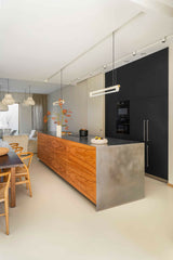 Centraal kookeiland-INGE BOUMAN INTERIEUR | ARCHITECTUUR-keuken-Modern Interieur Haarlem – Tijdloos Keukenontwerp met Natuurlijke Mate-OBLY