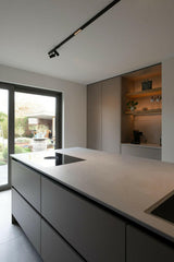 Complete renovatie en modernisering vrijstaande woning.-Elke Speck interieurontwerp-complete woningrenovatie,donkere interieurmaterialen,haardmeubel op maat,luxe woonkeuken,maatwerk interieurdesign,moderne verlichting interieur,moderne vrijstaande woning,Modernisering,open leefruimte,Renovatie,wijnklimaatkast keuken,Woonkamer-Complete renovatie en modernisering vrijstaande woning. -OBLY
