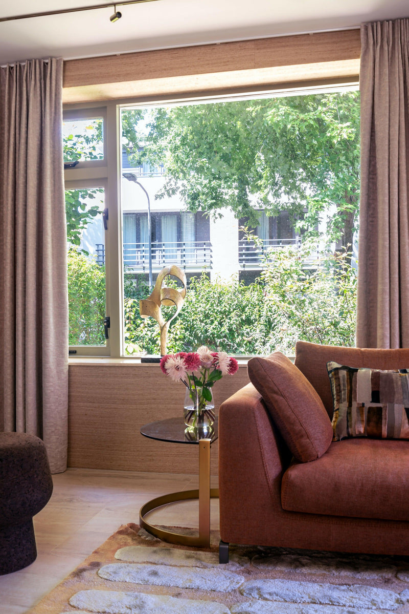 Crayenest: Stijlvolle Renovatie in Mannelijke Elegantie-OBLY-Keuken-OBLY