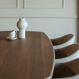 Deense ovale eettafel van eiken in walnootkleur-Lijn M-Deense ovale eettafel,Design eettafel,Eetkamer,eettafel,Eiken eettafel,Houten eettafel,Massief eiken tafel,Ovale eettafel eiken,Walnoot eettafel-Deense ovale eettafel eiken – walnoot-OBLY