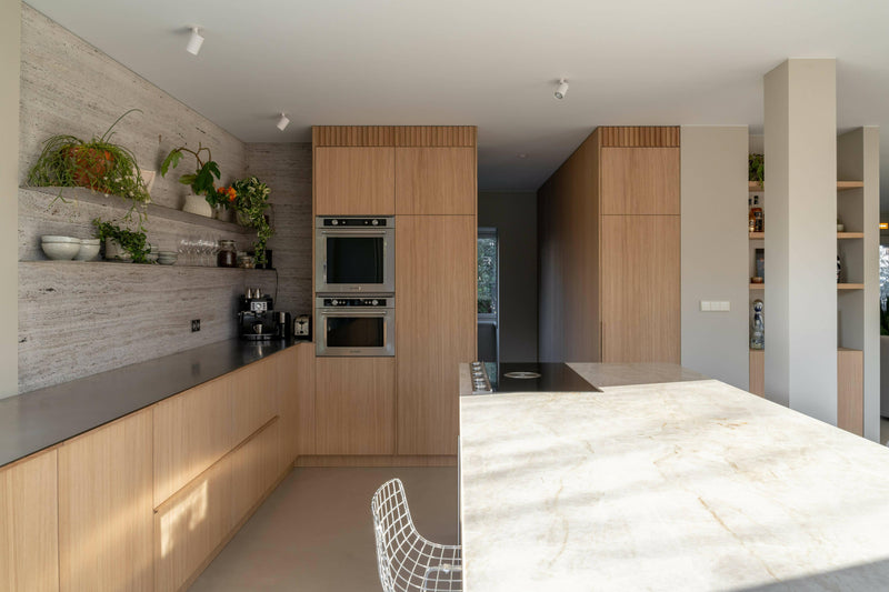 Droomkeuken met prachtige natuursteen.-Studio Broersen-Keuken-Droomkeuken met prachtige natuursteen.-OBLY