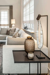 ‘ELEGANT NEUTRALS’ IN EEN BREDASE JAREN 30 VILLA-'t Looiershuis-Woonkamer-OBLY