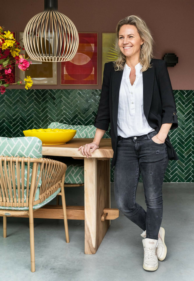 Een Outdoor Office met Stijlvol Interieurontwerp-Wendy Verhaegh Interior Design-Aanbouw-Tuinhuis, Outdoor Office en Eetruimte met Stijl -OBLY