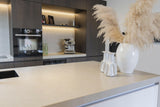 Een keuken waar stijl en functionaliteit samenkomen!-Wolfs Interieur-Keuken-OBLY