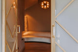 Eiken taatsdeur met custom made design-INDU DOORS-custom design,eikenhout,luxe afwerking,moderne deuren,Taatsdeur,Woonkamer-Eiken taatsdeur met custom made design van Indu Doors-OBLY