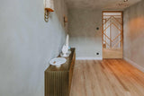 Eiken taatsdeur met custom made design-INDU DOORS-custom design,eikenhout,luxe afwerking,moderne deuren,Taatsdeur,Woonkamer-Eiken taatsdeur met custom made design van Indu Doors-OBLY