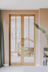 Eikenhouten binnendeuren van Indu Doors-INDU DOORS-eikenhout,eikenhouten binnendeuren,Eikenhoutendeuren,hoogwaardige afwerking,houten deuren,interieur deuren,landelijke stijl,maatwerk deuren,moderne binnendeuren,natuurlijke materialen-OBLY