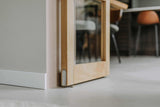 Eikenhouten binnendeuren van Indu Doors-INDU DOORS-eikenhout,eikenhouten binnendeuren,Eikenhoutendeuren,hoogwaardige afwerking,houten deuren,interieur deuren,landelijke stijl,maatwerk deuren,moderne binnendeuren,natuurlijke materialen-OBLY