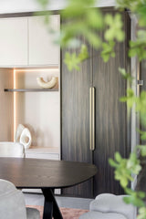 Exclusief Interieurdesign villa Eindhoven-Jolanda Vogels-Jolanda Vogels,Woonkamer-Multiplank Visgraatvloer & Luxe Keuken | High-End Interieurdesign-OBLY