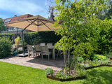 Gezinstuin bij hoekwoning op het noordoosten-GreenPien-gezinstuin inspiratie,groene gezinstuin,hoekwoning tuin,landelijke tuin,tuin,tuin met klinkers,tuin op noordoosten,tuinontwerp hoekwoning-Gezinstuin hoekwoning noordoosten-OBLY