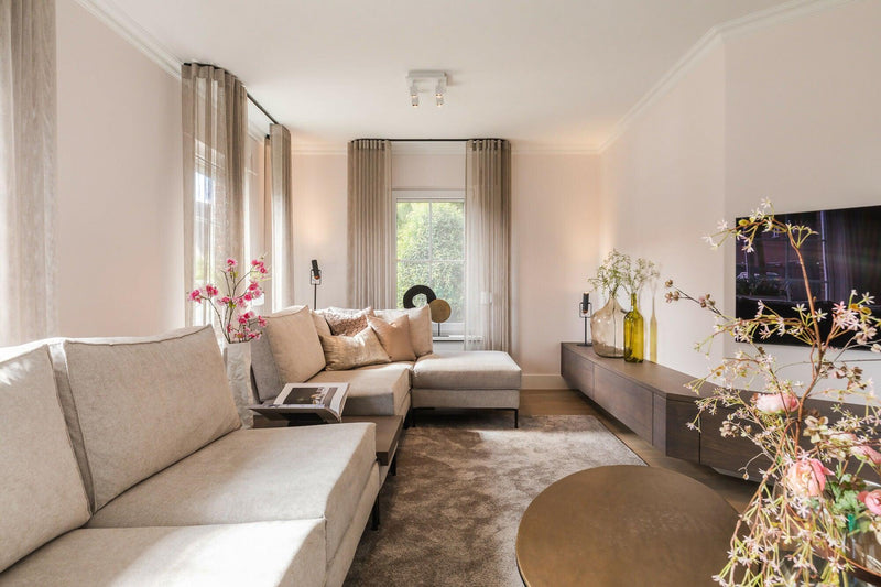 Harmonieuze Woonkamer met Warmte en Karakter-Bureau Kemps Architecten-woonkamer-Woonkamer Make-over: Warmte, Rust en Karakter | Interieur-OBLY
