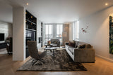 Hotel Chique interieur voor nieuwbouw appartement-OBLY-Hotel Chique Appartement | Luxe Interieurontwerp met Visgraatvloer-OBLY