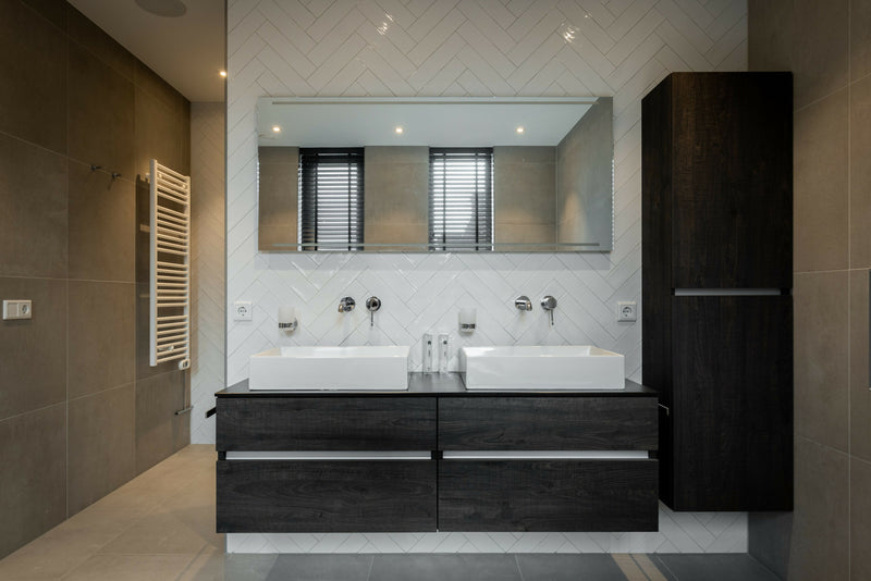 Hotel Chique interieur voor nieuwbouw appartement-OBLY-Hotel Chique Appartement | Luxe Interieurontwerp met Visgraatvloer-OBLY