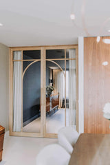 Indu Doors dubbele eiken deur met glas organische vorm-INDU DOORS-dubbele deur,eikenhout,glazen deur,luxe afwerking-Dubbele eiken deur met glas organische vorm-OBLY