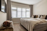 Jaren 30 woning met moderne aanbouw en luxe interieur