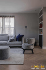 Interieur met mooie houten vloer-Hooijer-eiken vloer,houten vloer interieur,visgraat parket,visgraatvloer,woonkamer-Interieur met mooie houten vloer-OBLY