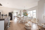 Interieurontwerp luxe vakantievilla-OH Studio-Duurzaam design,Interieurontwerp,Kustdesign,Luxe vakantievilla,Moderne inrichting,Rustgevend interieur,Strandvilla,Woonkamer-Interieurontwerp luxe vakantievilla-OBLY