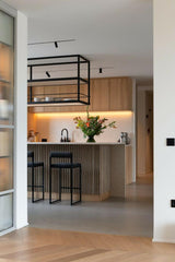 Japandi Penthouse met Moderne Accenten in Amsterdam-Studio Boud-japandi interieur,Keuken,luxe appartement,minimalistisch wonen,modern interieur,natuurlijke materialen,Penthouse-OBLY