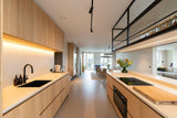 Japandi Penthouse met Moderne Accenten in Amsterdam-Studio Boud-japandi interieur,Keuken,luxe appartement,minimalistisch wonen,modern interieur,natuurlijke materialen,Penthouse-OBLY