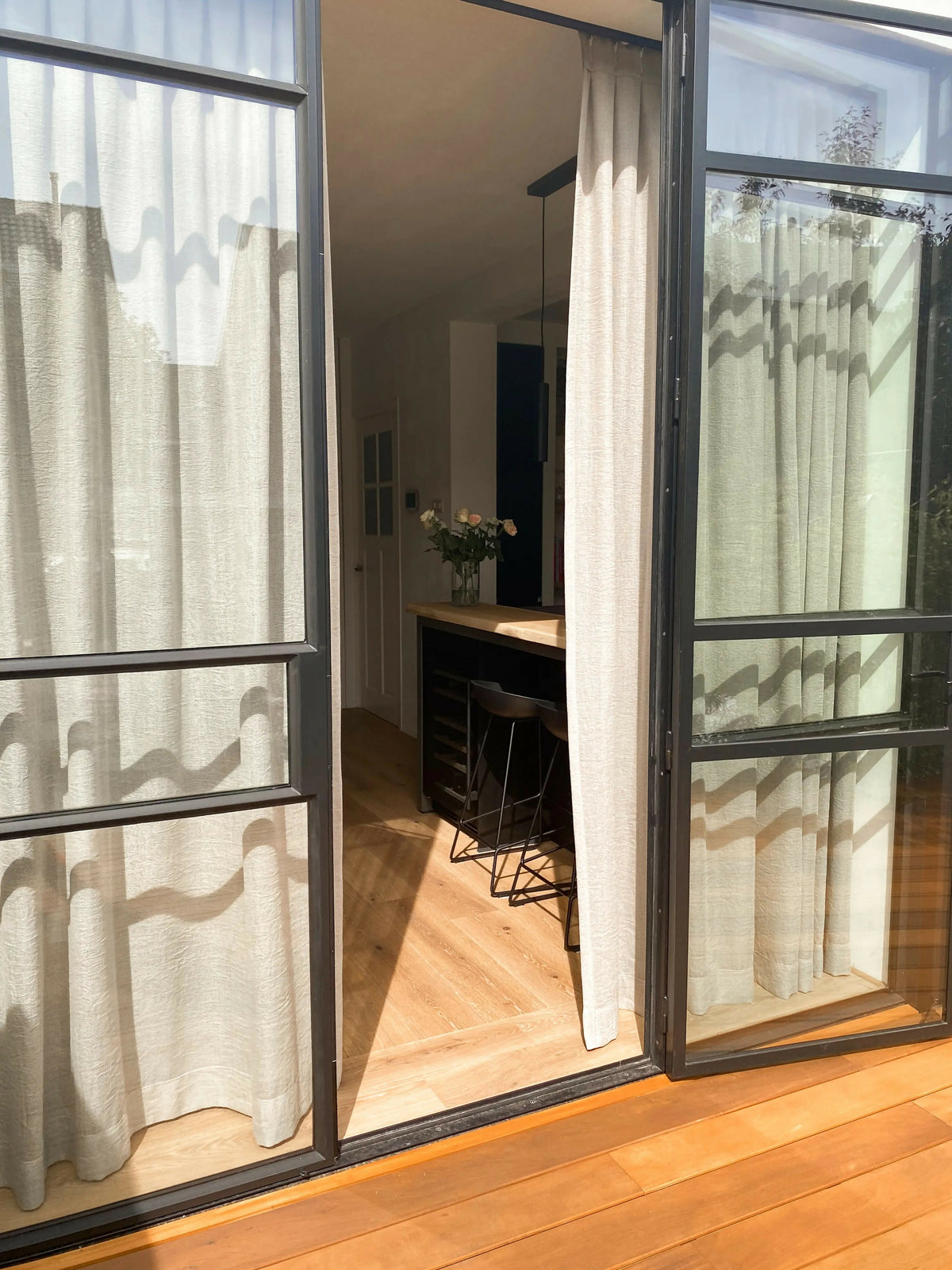 Jaren ’30 Woning – Slim Keukenontwerp Zonder Aanbouw-Atelier Det-compacte keuken oplossing,jaren 30 woning,jaren 30 woning keuken,keuken renovatie jaren 30 huis,keukenontwerp,keukenontwerp zonder aanbouw,lichte leefkeuken,moderne keuken jaren 30 woning,slimme keukenindeling,uitbouw alternatief-OBLY