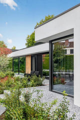 Jaren ’70 woning gerenoveerd en uitgebreid-Nine | Ontwerp jouw droomhuis-Aanbouw,jaren 70 woning,jaren 70 woning renoveren,levensloopbestendig wonen,woning uitbouwen,Woningrenovatie-Jaren ’70 woning renoveren Oosterhout | NINE-OBLY