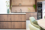 Karakteristieke jaren 30 woning met warm modern interieur-Nieuwenhuis Interieurontwerp-jaren 30 interieur,leefkeuken inspiratie,modern wonen,natuurlijke materialen,stijlvolle woning,vintage interieur,warm interieur,Woonkamer-Jaren 30 interieur | Warm en modern wonen met karakter-OBLY