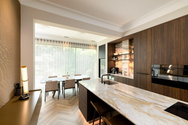 Keuken en Werkkamer Bergen op Zoom-OBLY-Luxe notenhouten keuken-OBLY