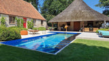 Landelijke Tuin met Verouderde Travertin Apulia Ivory-Van den Heuvel & Van Duuren-landelijke tuin,luxe tuin ontwerp,Tuin,tuin met zwembad,tuin met zwembad en terras,zwembad met natuursteen-OBLY