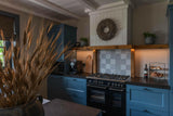 Landelijke villa aan het water-OBLY-keuken,slaapkamer,verbouwing,villa,woonkamer-Landelijke villa aan het water | Authentieke verbouwing met karakter-OBLY