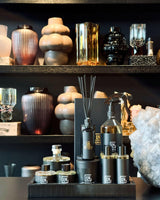 Luxe Interieurdesign met Sculpturale Accente-L4 Elvire-woonkamer-Luxe Interieurdesign met Sculpturale en Metallic Accenten-OBLY