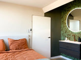 Luxe badkamer & gastenverblijf met badkamer ensuite-Studio Roos-Badkamer-Luxe Interieur door Studio Roos: Boutique Hotelgevoel Thuis-OBLY