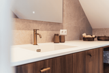 Luxe en Warm Maatwerk Badkamerinterieur-struijkinterieur-Badkamer-Luxe Maatwerk Badkamer met Warme Houttinten -OBLY
