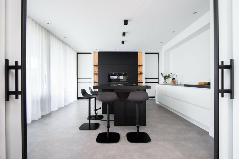 Luxe villa in Brabant-OBLY-Luxe villa in Brabant – Modern interieur met natuurlijke materialen-OBLY