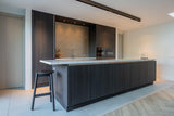 Luxe villa met maatwerk interieur-Oudendorp-badkamermeubel,Donkere keuken,Interieur inspiratie,Keuken op maat,Kookeiland,luxe badkamer,luxe villa,Maatwerk interieur,moderne keuken,moderne villa,Natuursteen,visgraatvloer,vrijstaand ligbad,wellness badkamer,wijnklimaatkast-OBLY