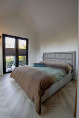 Luxe villa met maatwerk interieur-Oudendorp-badkamermeubel,Donkere keuken,Interieur inspiratie,Keuken op maat,Kookeiland,luxe badkamer,luxe villa,Maatwerk interieur,moderne keuken,moderne villa,Natuursteen,visgraatvloer,vrijstaand ligbad,wellness badkamer,wijnklimaatkast-OBLY