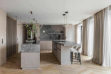 Luxueus verlicht appartement-Lichtadvies 010-Designverlichting interieur,eetkamer,Exclusief appartement,Modern lichtontwerp,Sfeervolle woonverlichting,Studio van der Poort,Verlichtingsplan op maat-luxueus-verlicht-appartement-OBLY