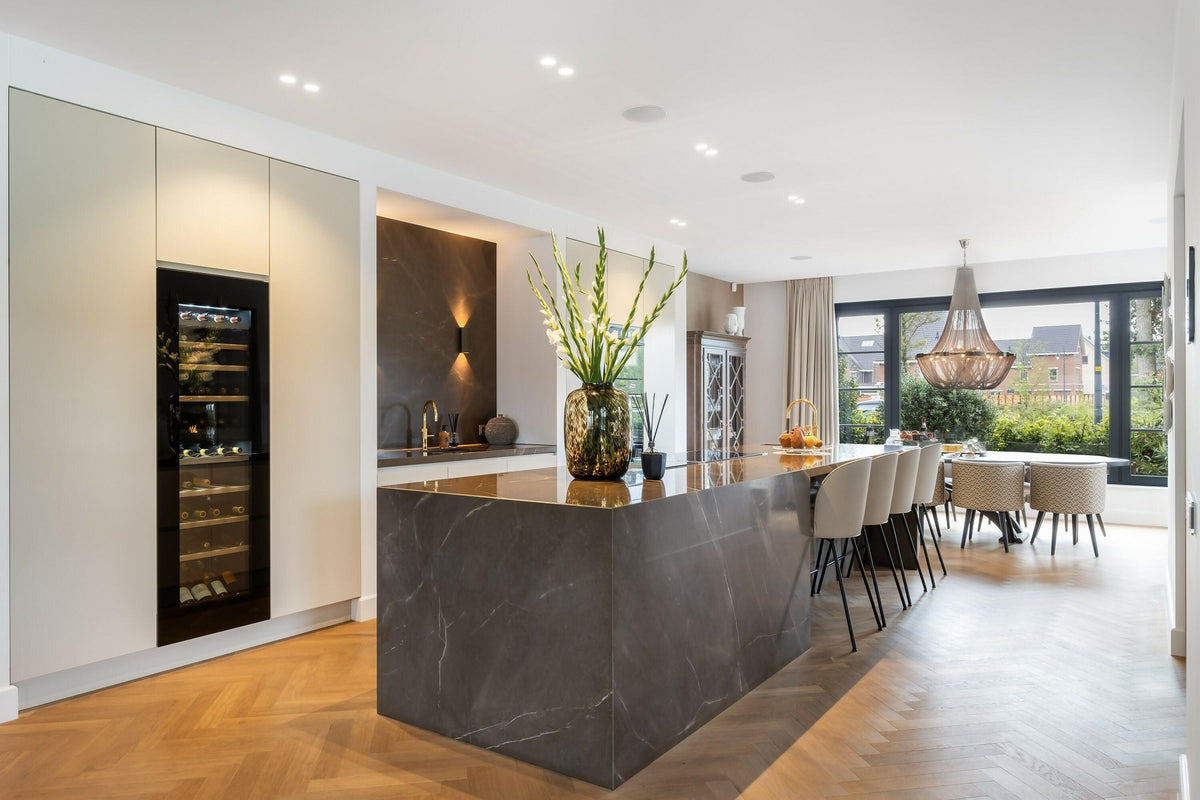 Maatwerk interieur in Boutique stijl-De interieurmakers-boutique stijl interieur,design interieur villa,exclusief wooninterieur,high end interieur,hotel chic interieur,Keuken,luxe interieur ontwerp-OBLY