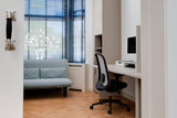 Maatwerk interieur met houten lattenwand en haard-studio stylez-design-interieur,eiken-vloer,haardombouw,houtaccenten,houten-lattenwand,interieur-op-maat,lattenwand,maatwerk-interieur,maatwerk-kastenwand,moderne-woning,visgraat-vloer,Woonkamer-Maatwerk interieur met houten lattenwand-OBLY