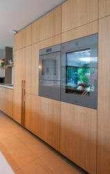 Maatwerk interieur met luxe kasten-fehres-badkamermeubel op maat,garderobekast op maat,keukenkasten op maat,maatwerk opbergruimte,maatwerkkasten,moderne woning,slaapkamerkast op maat-OBLY